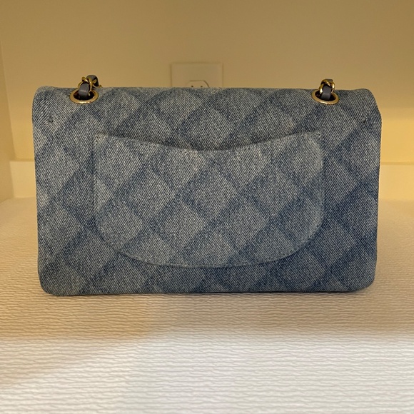 CHANEL CLASSIC 11.12 HANDBAG - Picture 2 of 13